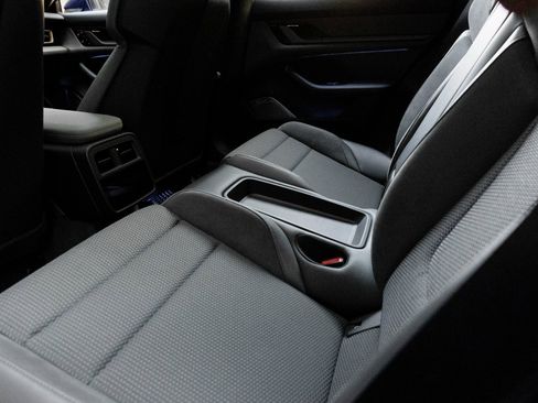 Used 2020 Porsche Taycan Turbo S image 27