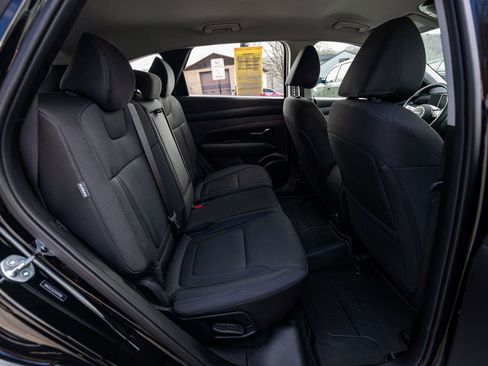 Used 2025 Hyundai Tucson SE AWD/4WD image 29