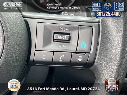 Used 2024 Nissan Rogue SV FWD image 25