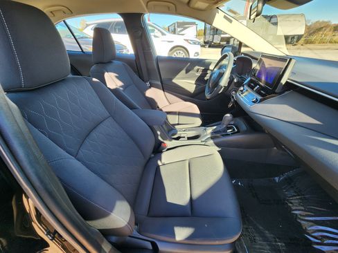 Used 2024 Toyota Corolla LE image 11