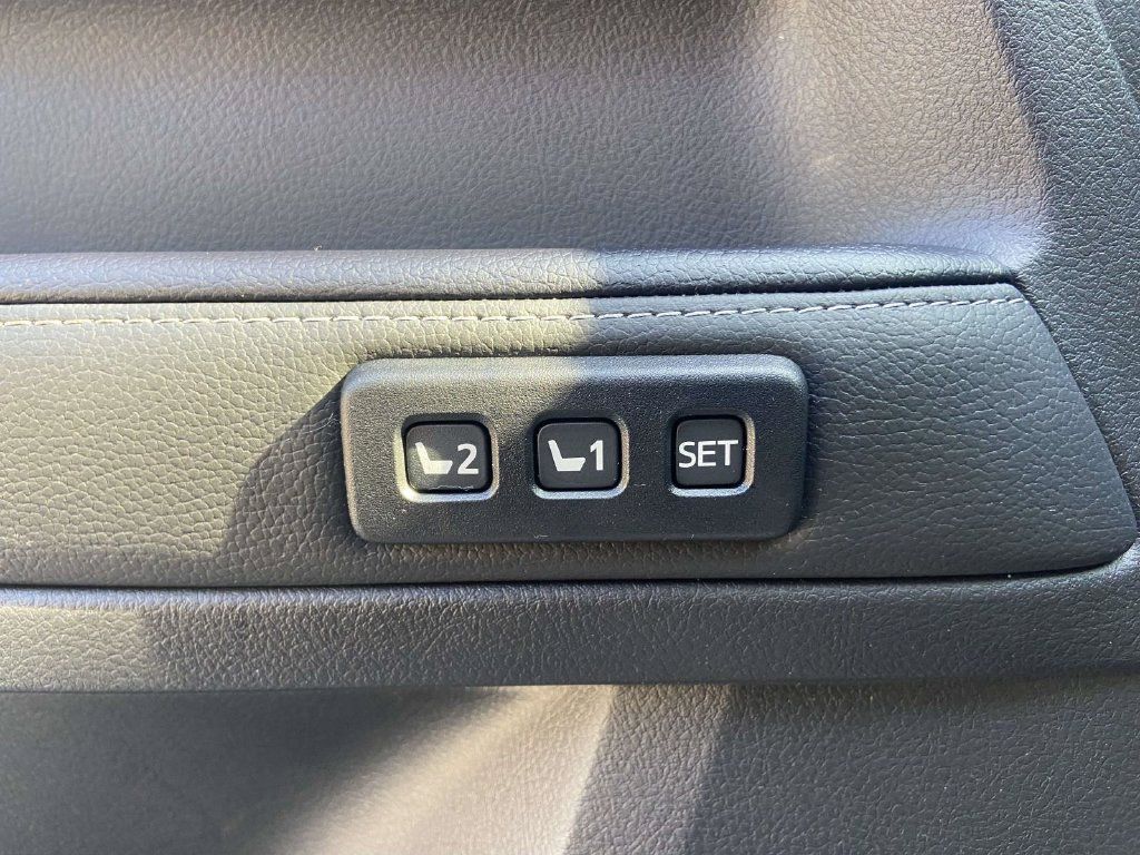 Used 2024 Toyota 4Runner Limited AWD/4WD image 19