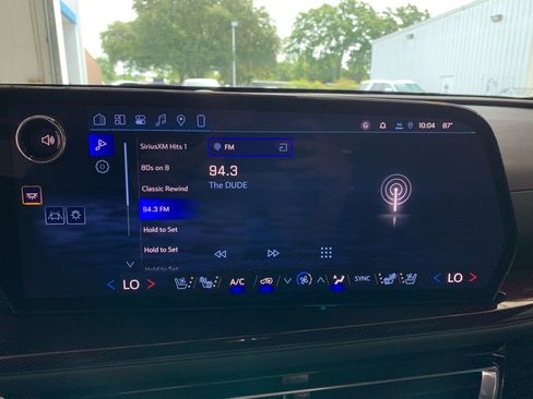 New 2026 Chevrolet Traverse RS w/ LPO, Floor Liner Package FWD image 24