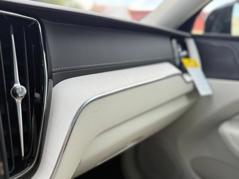 New 2026 Volvo XC60 B5 Ultra w/ Protection Package Premier image 27