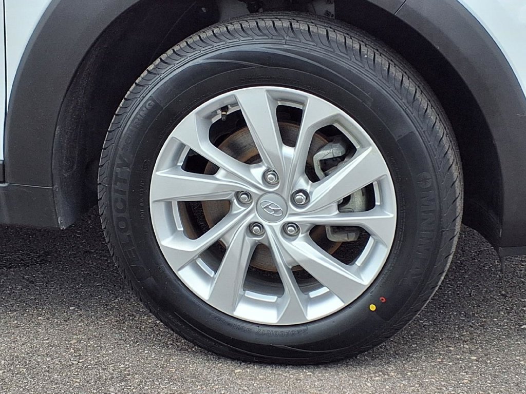 Used 2021 Hyundai Tucson Value w/ Cargo Package FWD image 12