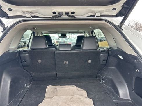 Used 2020 Toyota RAV4 XLE Premium image 8