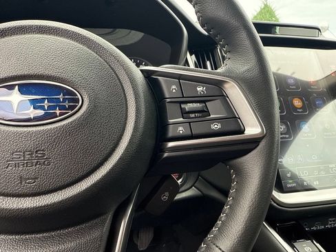 Certified 2025 Subaru Outback Limited AWD/4WD image 8