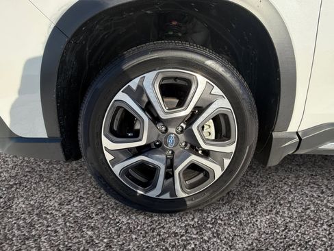 Used 2024 Subaru Ascent Limited w/ Popular Package #2 image 14