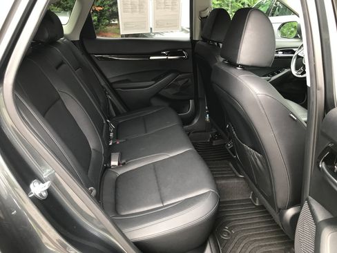 Used 2024 Kia Seltos EX FWD image 26