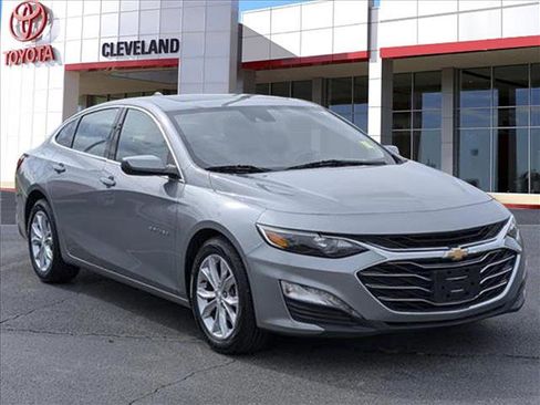 Used 2023 Chevrolet Malibu LT FWD image 2