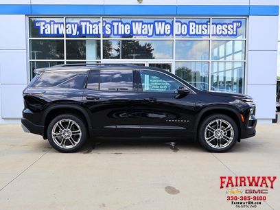 New 2025 Chevrolet Traverse LT w/ Driver Confidence Package