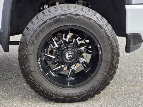 Used 2021 Chevrolet Silverado 2500 High Country w/ Z71 Off-Road Package image 28