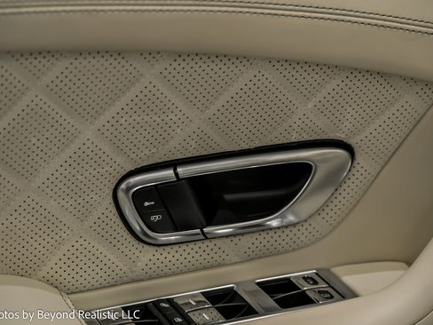 Used 2017 Bentley Continental GT V8 S image 17