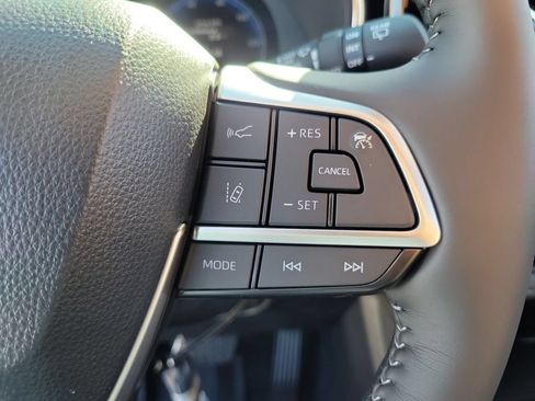 New 2026 Toyota Highlander Platinum AWD/4WD image 27