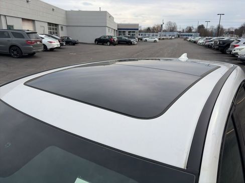 Used 2025 Acura RDX A-Spec image 15