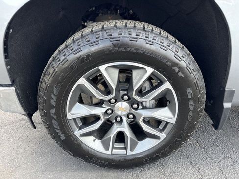 Certified 2024 Chevrolet Silverado 1500 LT image 18