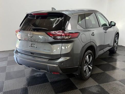 Used 2024 Nissan Rogue SL w/ SL Premium Package AWD/4WD image 11