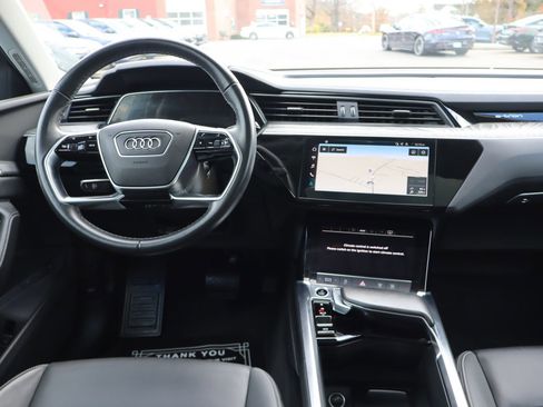 Used 2021 Audi e-tron Premium w/ Towing Package image 12