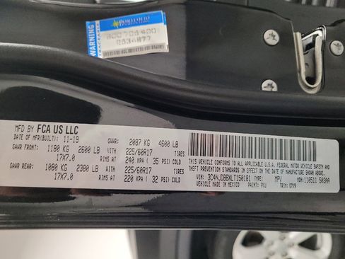 Used 2020 Jeep Compass Latitude AWD/4WD image 33