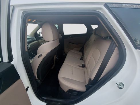 Used 2021 Hyundai Tucson SE FWD image 20