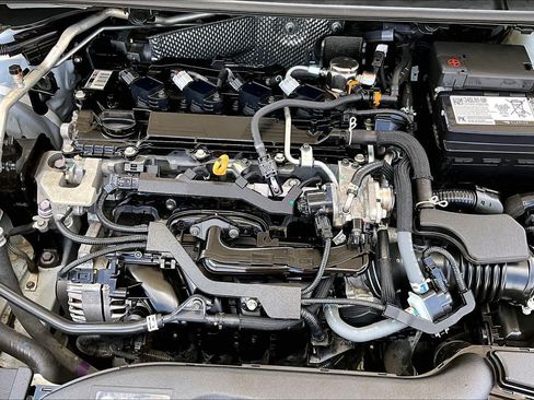 Used 2024 Toyota Corolla LE FWD image 33