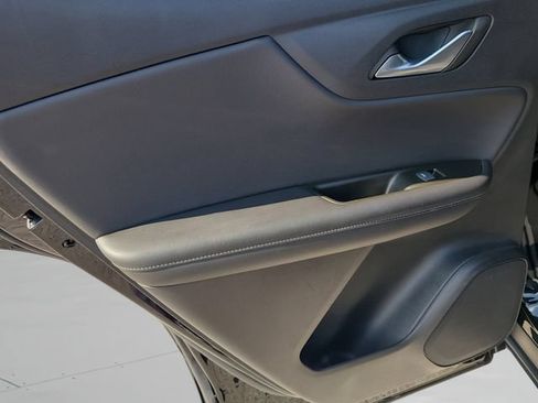 Used 2022 Chevrolet Blazer LT w/ Redline Edition FWD image 13