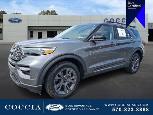 Certified 2023 Ford Explorer XLT w/ Equipment Group 202A AWD/4WD image 1