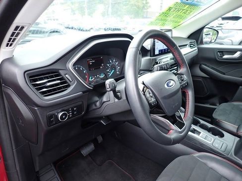 Certified 2022 Ford Escape SEL w/ SEL Stealth AWD Package image 16