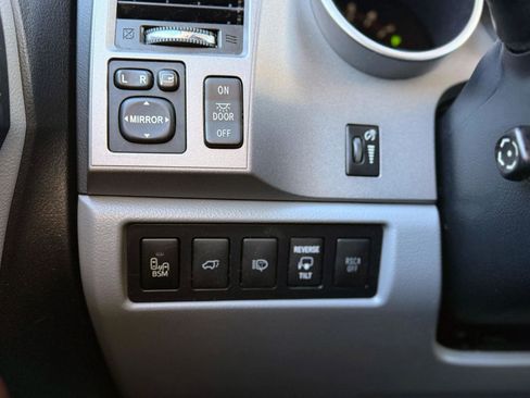 Used 2012 Toyota Sequoia Platinum image 15