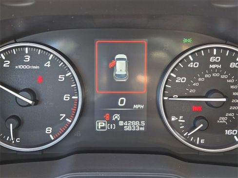 Used 2025 Subaru Crosstrek 2.0i Premium image 19