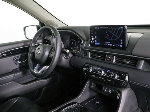 Used 2024 Honda Pilot Touring image 25