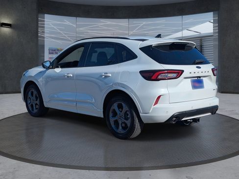 Used 2023 Ford Escape ST-Line w/ Tech Pack #1 image 4