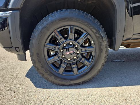 Used 2026 GMC Sierra 2500 AT4 AWD/4WD image 10