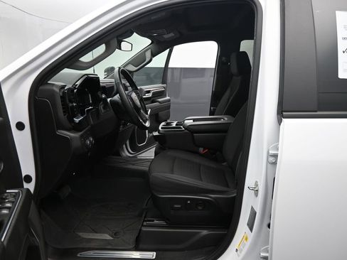 Used 2024 Chevrolet Silverado 2500 LT w/ Convenience Package AWD/4WD image 10