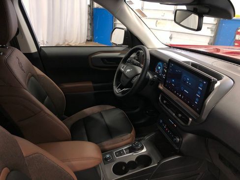 New 2025 Ford Bronco Sport Outer Banks w/ Outer Banks Tech Package+ AWD/4WD image 24