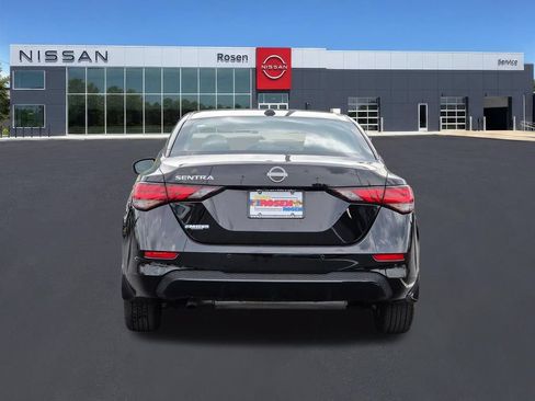 Used 2025 Nissan Sentra SV w/ All-Weather Package FWD image 4