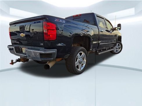 Used 2015 Chevrolet Silverado 2500 LTZ w/ Duramax Plus Package image 10