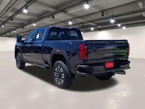 Used 2025 GMC Sierra 2500 Denali Ultimate AWD/4WD image 14