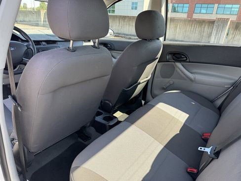 Used 2007 Ford Focus SE image 13