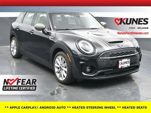 Used 2023 MINI Cooper Clubman S w/ Premium Package image 1