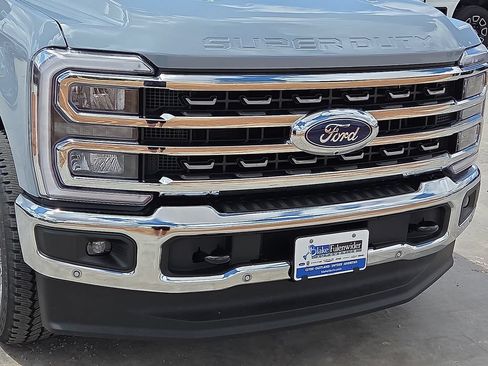 New 2026 Ford F250 King Ranch w/ Chrome Package AWD/4WD image 9