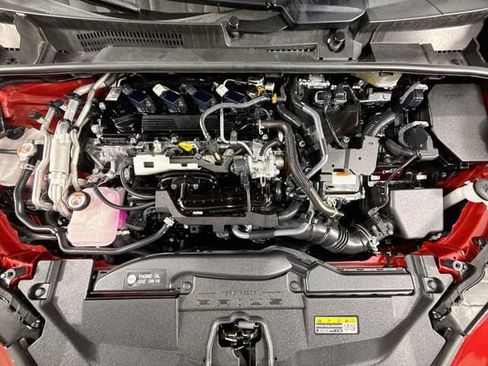 Certified 2025 Toyota Prius Plug-In Hybrid FWD image 29