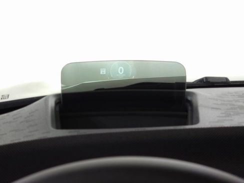 New 2025 MINI Cooper 2-Door Hardtop image 15