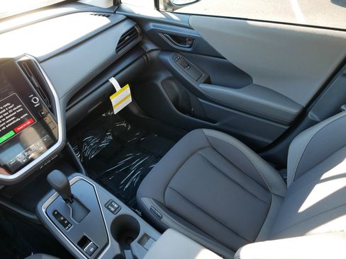 Certified 2025 Subaru Crosstrek 2.0i Premium image 11