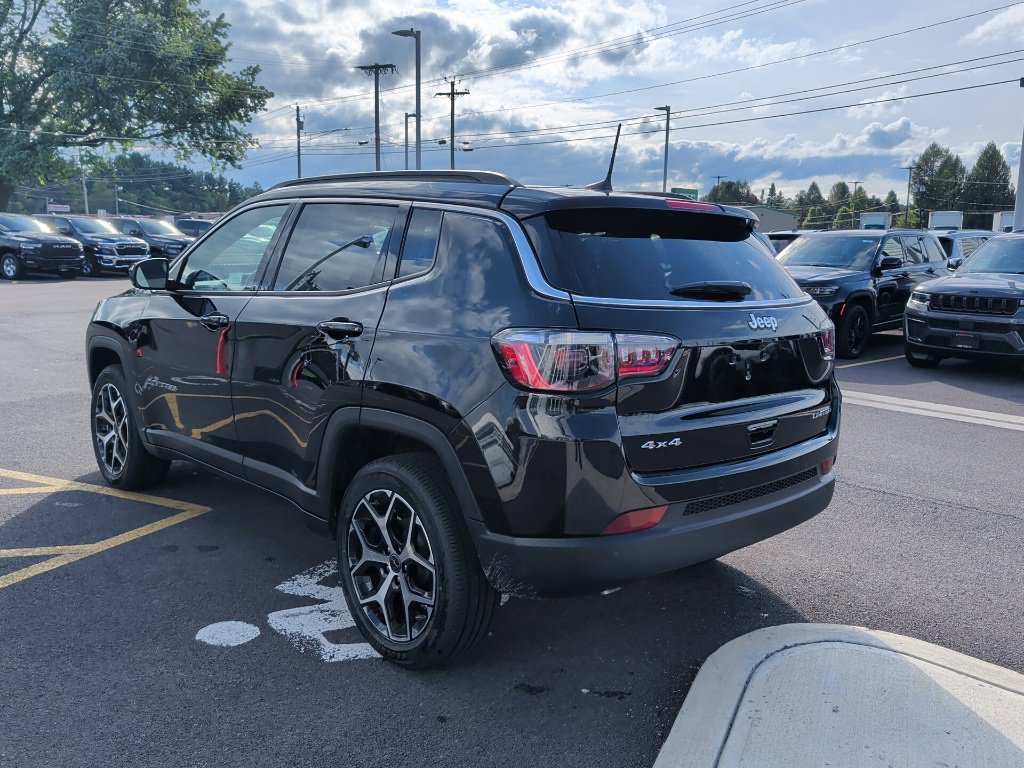 New 2026 Jeep Compass Limited AWD/4WD image 6