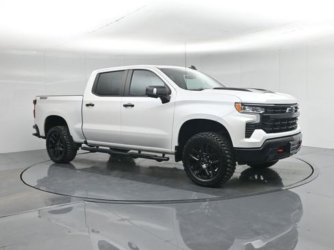 Used 2024 Chevrolet Silverado 1500 LT Trail Boss w/ LT Trail Boss Premium Package image 29