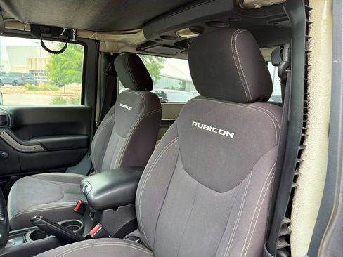 Used 2015 Jeep Wrangler Rubicon w/ Trailer Tow Group AWD/4WD image 19