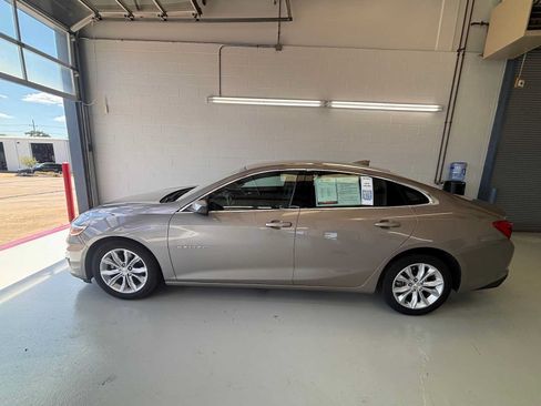 Used 2023 Chevrolet Malibu LT FWD image 8