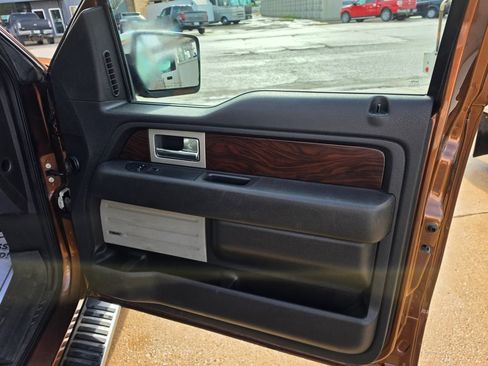 Used 2012 Ford F150 Lariat w/ Lariat Chrome Pkg AWD/4WD image 19