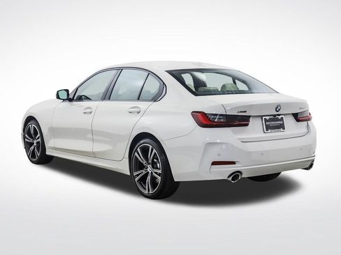 Used 2023 BMW 330i xDrive Sedan w/ Premium Package AWD/4WD image 3