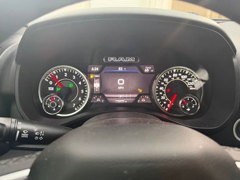 Used 2025 RAM 1500 Big Horn AWD/4WD image 14